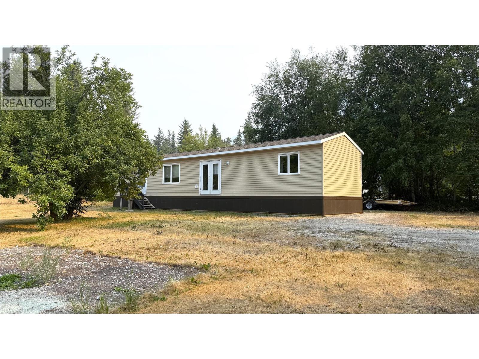 1245 Horse Creek Road S, Golden, British Columbia