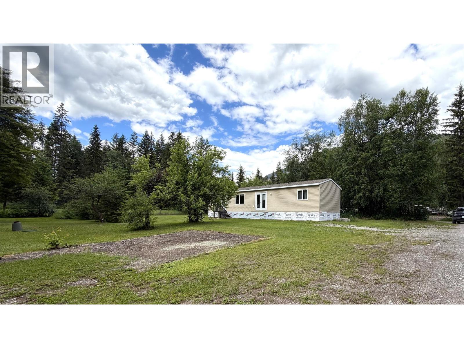 1245 Horse Creek Road S, Golden, British Columbia  V0A 1H0 - Photo 21 - 10399696