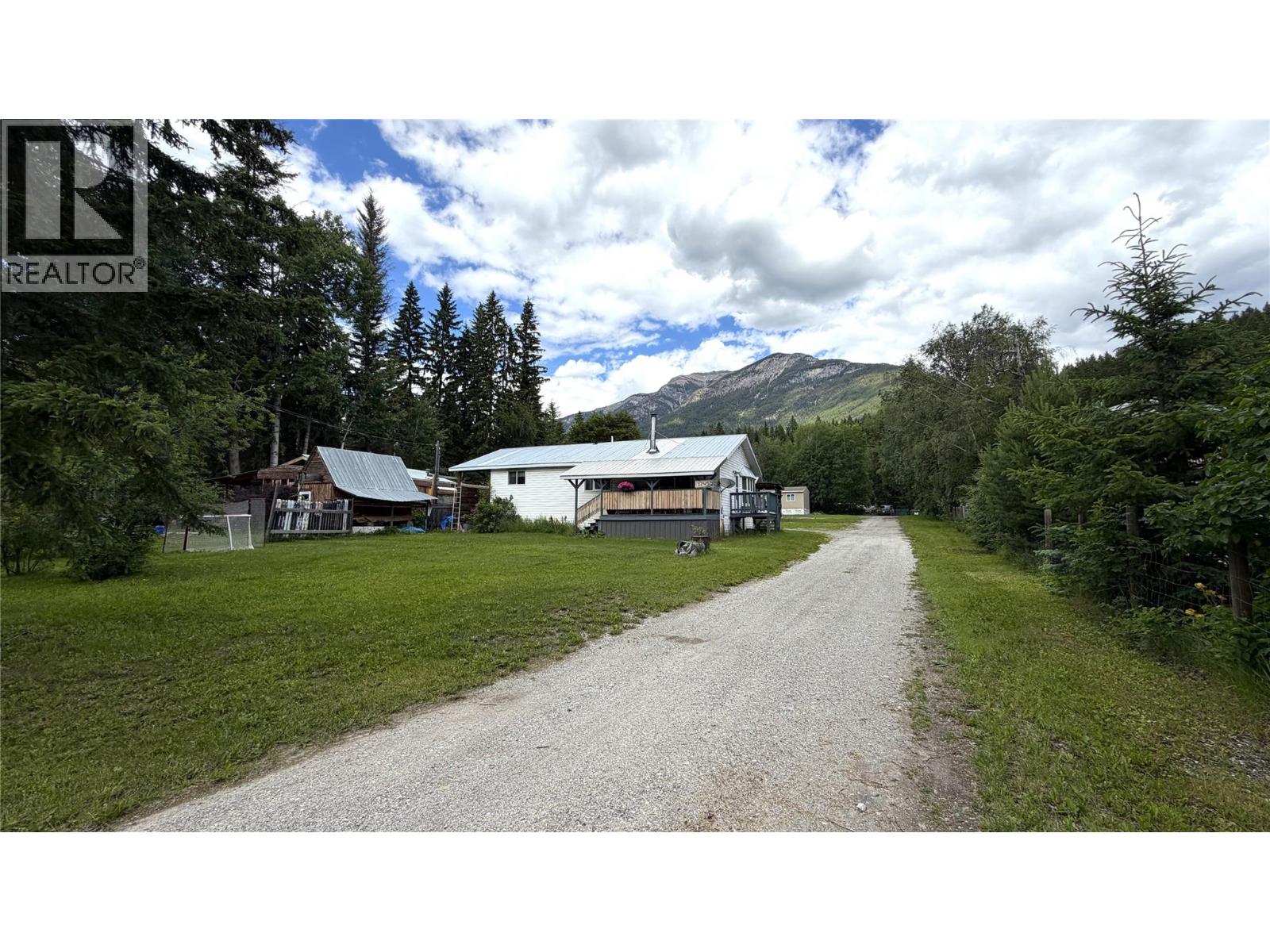 1245 Horse Creek Road S, Golden, British Columbia  V0A 1H0 - Photo 22 - 10399696
