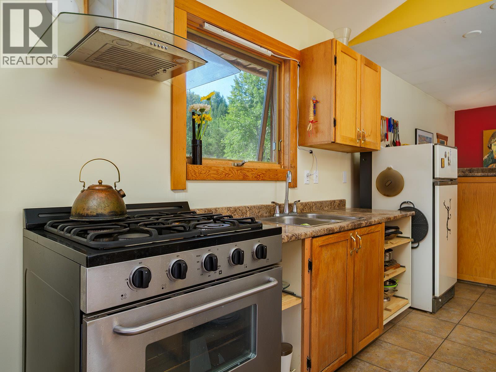 4151 Thomas Road, Golden, British Columbia  V0A 1L0 - Photo 12 - 10399730
