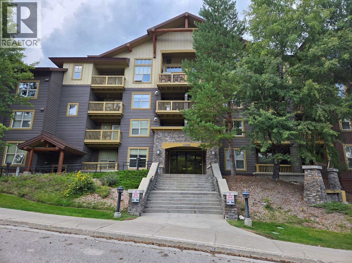 2070 SUMMIT Drive Unit# 201B, Panorama, British Columbia