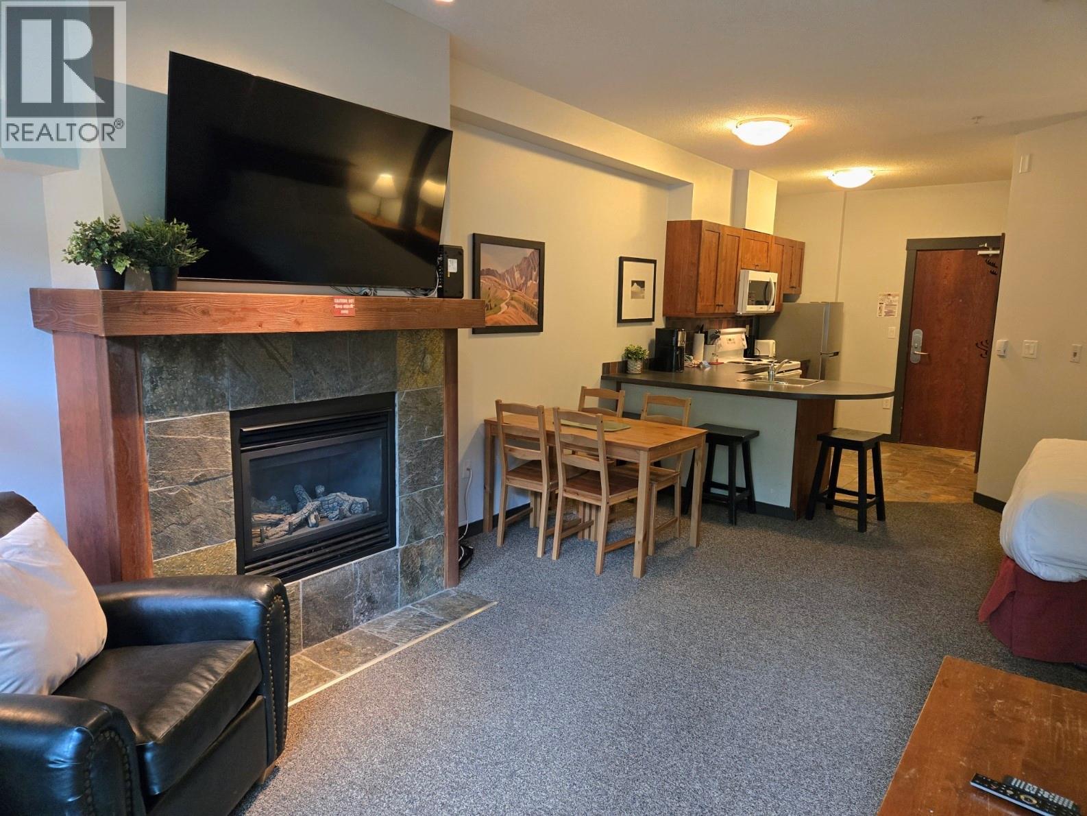 2070 Summit Drive Unit# 201b, Panorama, British Columbia  V0A 1T0 - Photo 5 - 10399670