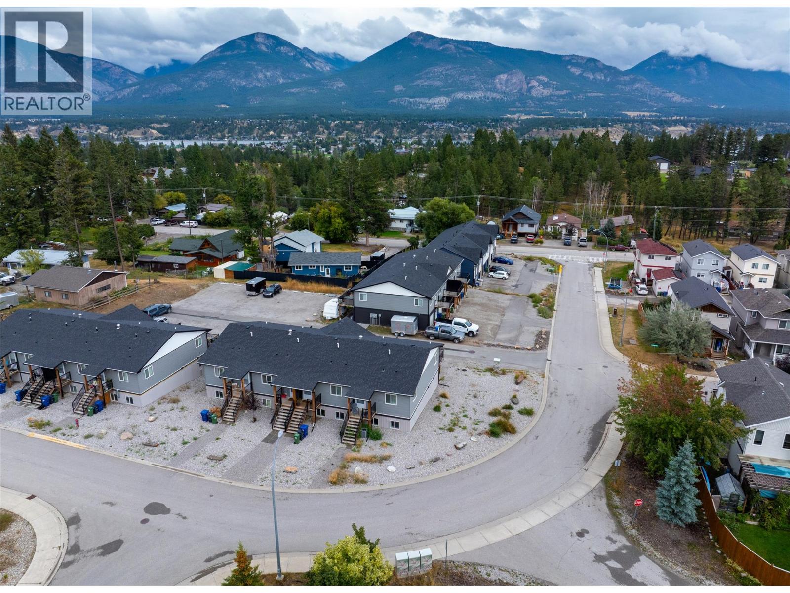 2145 Westside Park Drive Unit# 8, Invermere, British Columbia