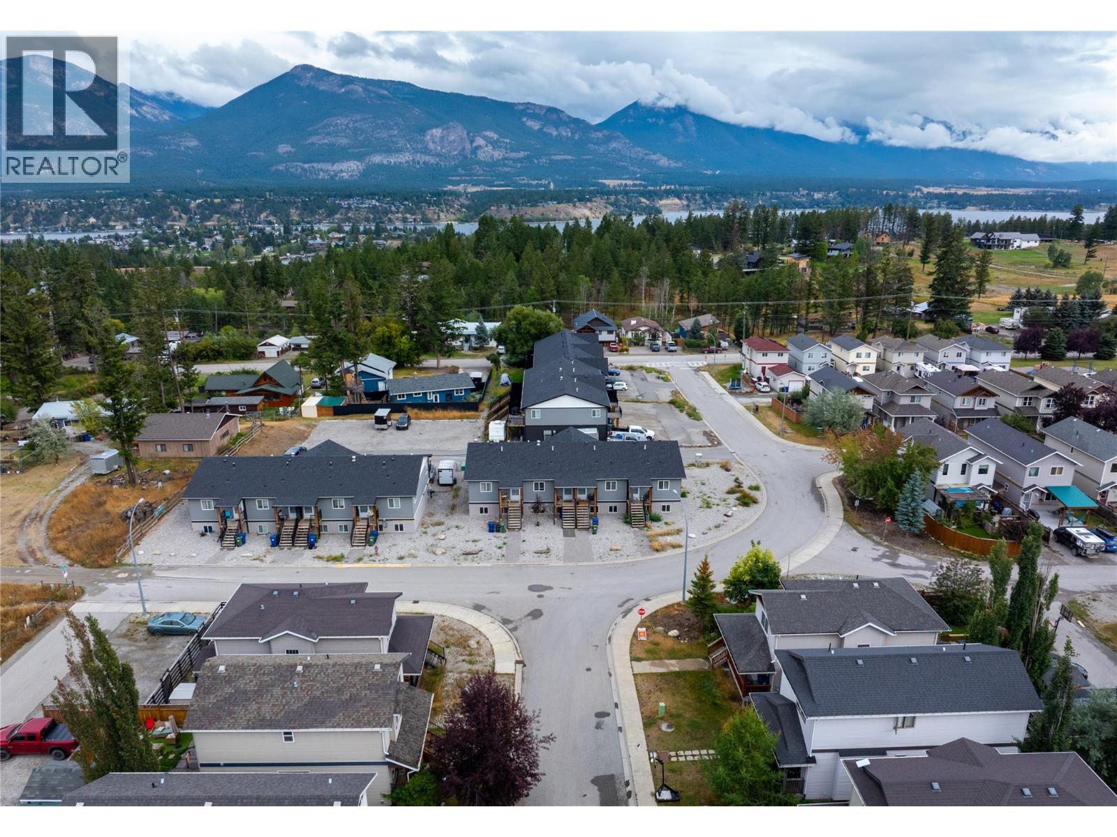 2145 Westside Park Drive Unit# 8, Invermere, British Columbia  V0A 1K4 - Photo 2 - 10399751