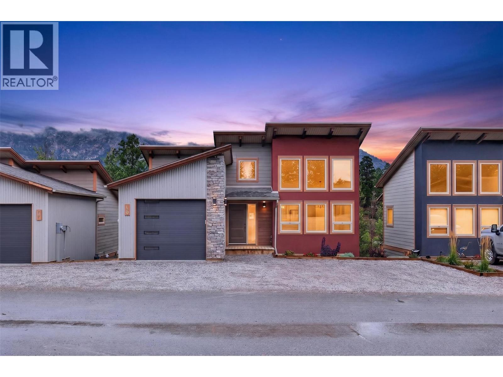 4926 Timber Ridge Road Unit# 48, Windermere, British Columbia