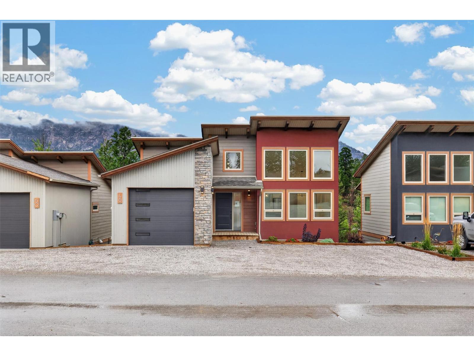 4926 Timber Ridge Road Unit# 48, Windermere, British Columbia  V0A 1K3 - Photo 2 - 10399793