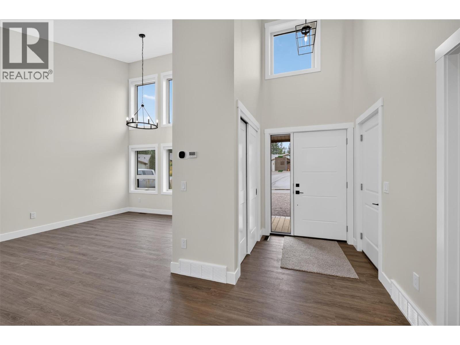 4926 Timber Ridge Road Unit# 48, Windermere, British Columbia  V0A 1K3 - Photo 6 - 10399793