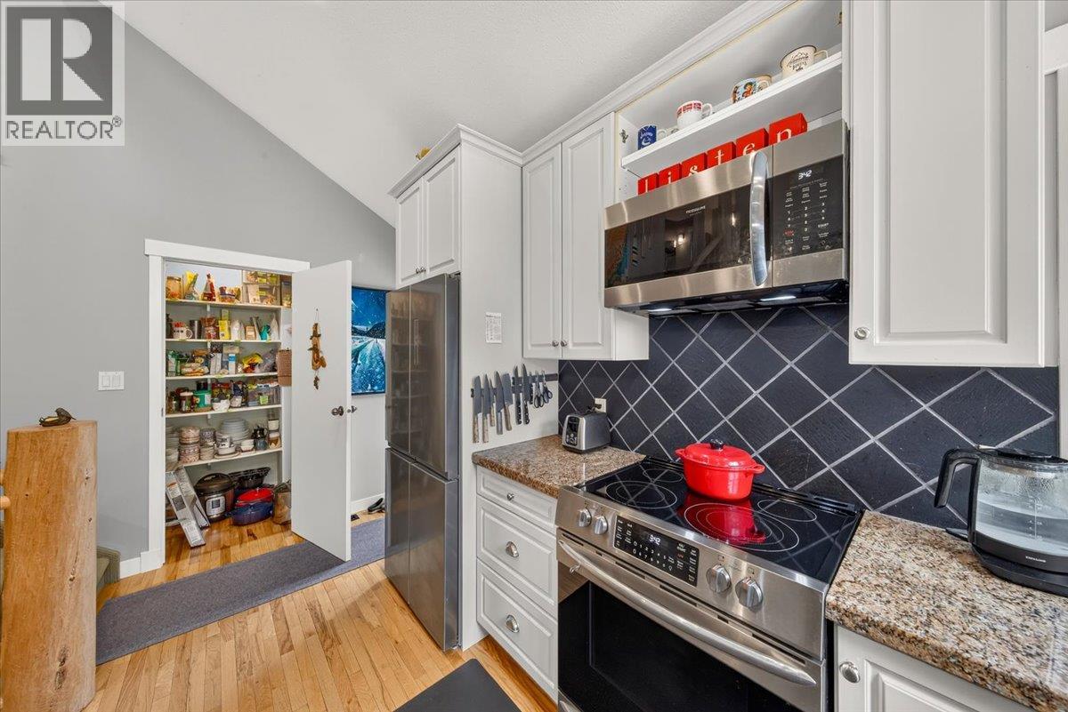 1941 Greywolf Drive, Panorama, British Columbia  V0A 1T0 - Photo 12 - 10400006