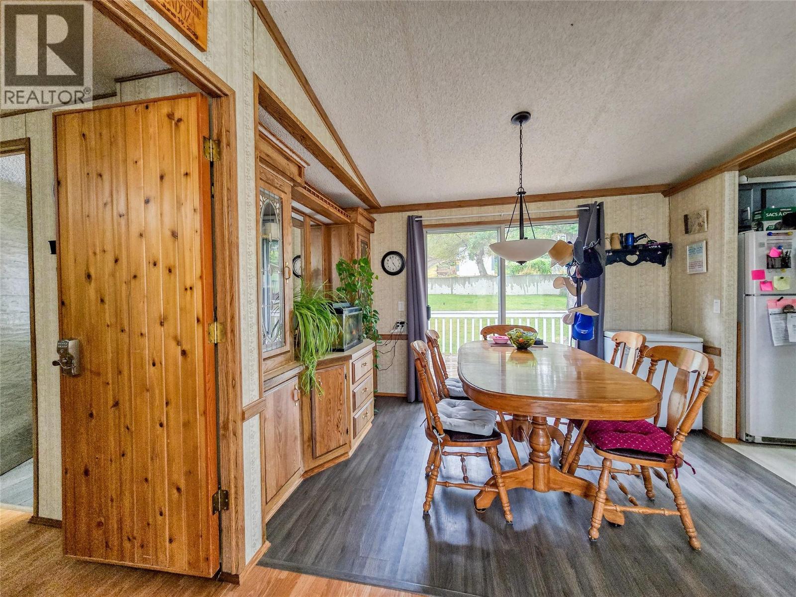 1336 11th Avenue, Invermere, British Columbia  V0A 1K0 - Photo 33 - 10400219