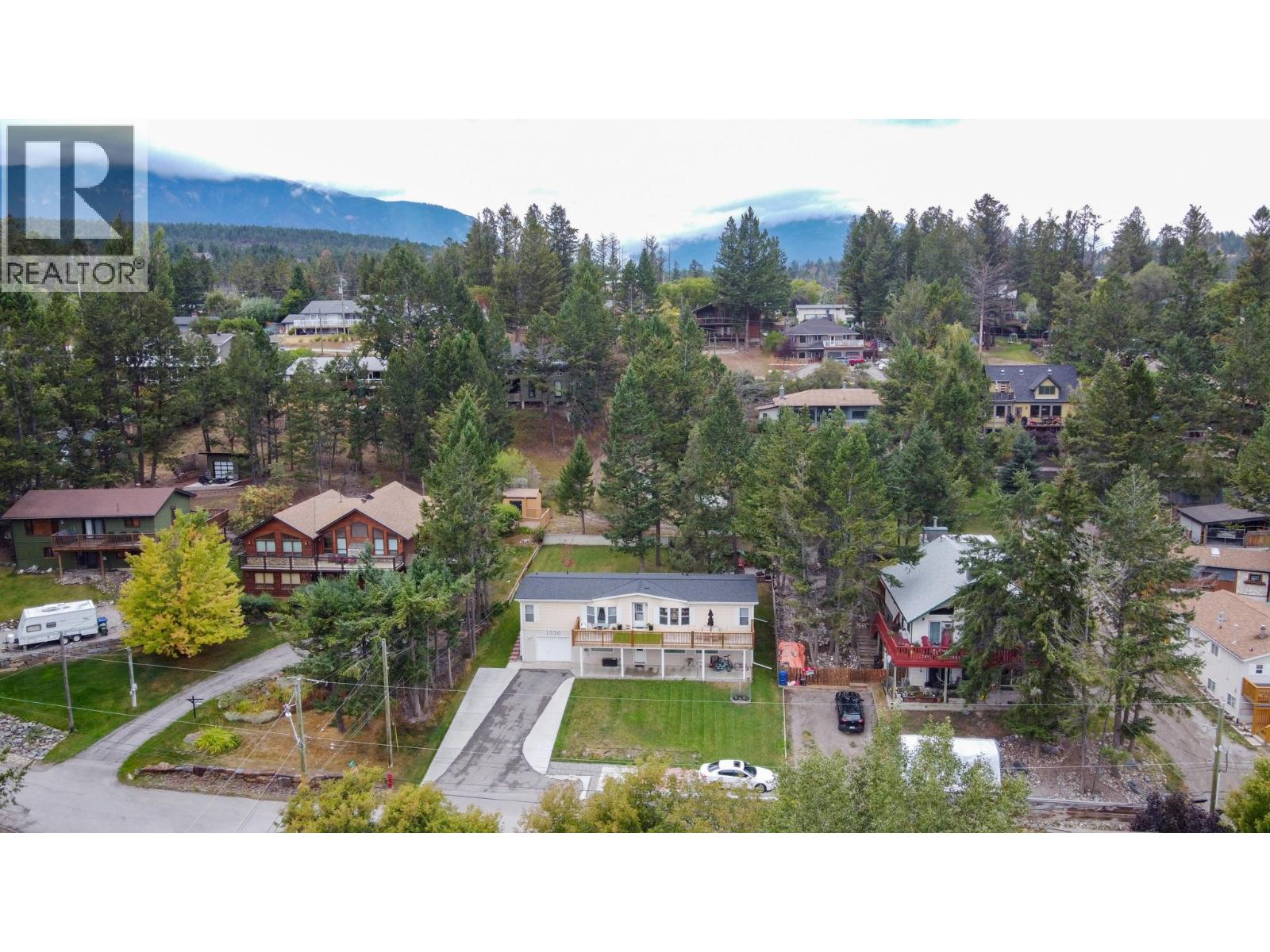 1336 11th Avenue, Invermere, British Columbia  V0A 1K0 - Photo 7 - 10400219