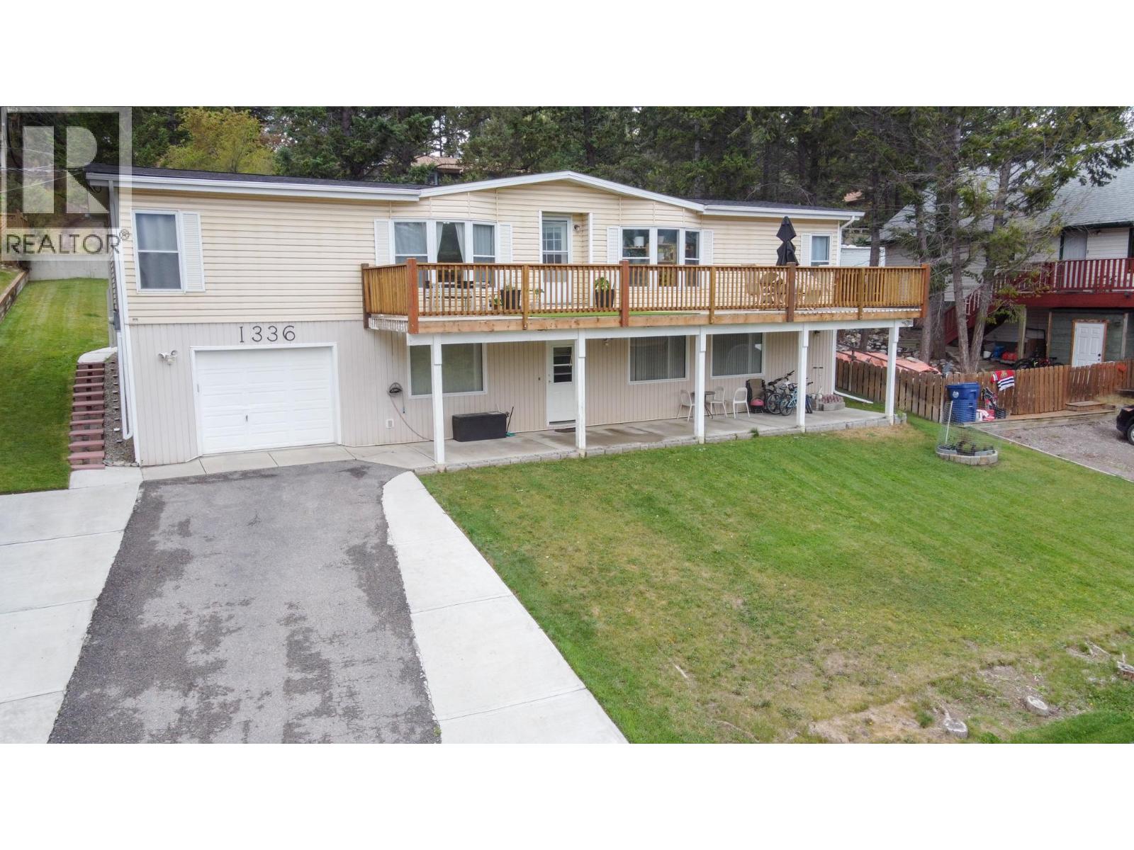 1336 11th Avenue, Invermere, British Columbia  V0A 1K0 - Photo 9 - 10400219