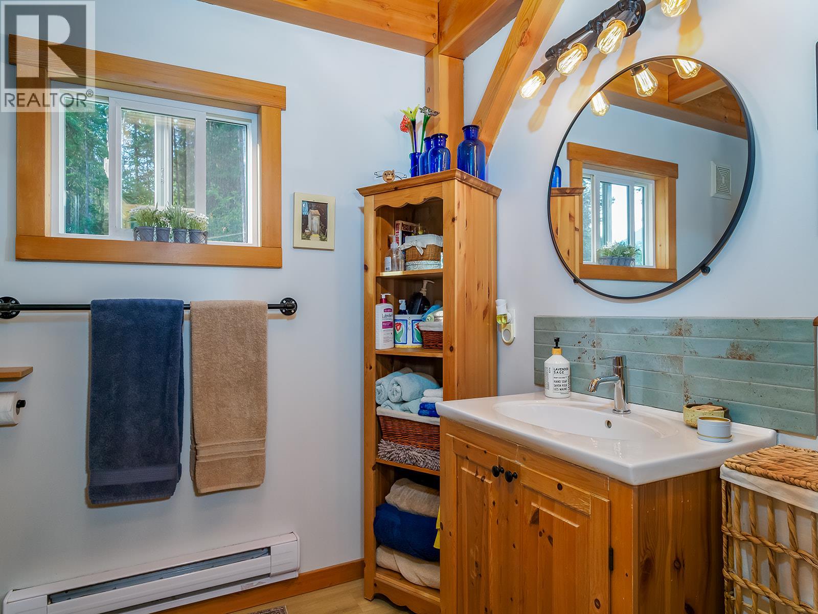 1960 Palumbo Heights Drive, Golden, British Columbia  V0A 1H4 - Photo 16 - 10400121