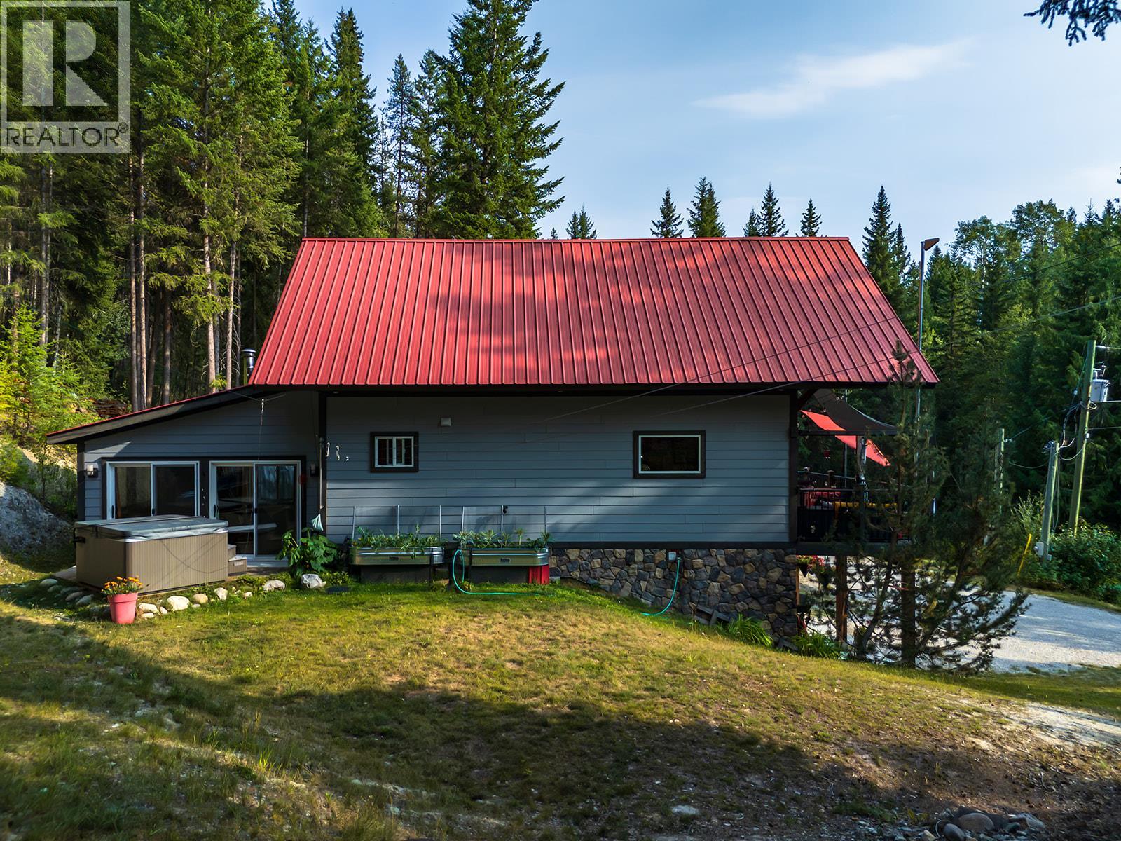 1960 Palumbo Heights Drive, Golden, British Columbia  V0A 1H4 - Photo 60 - 10400121