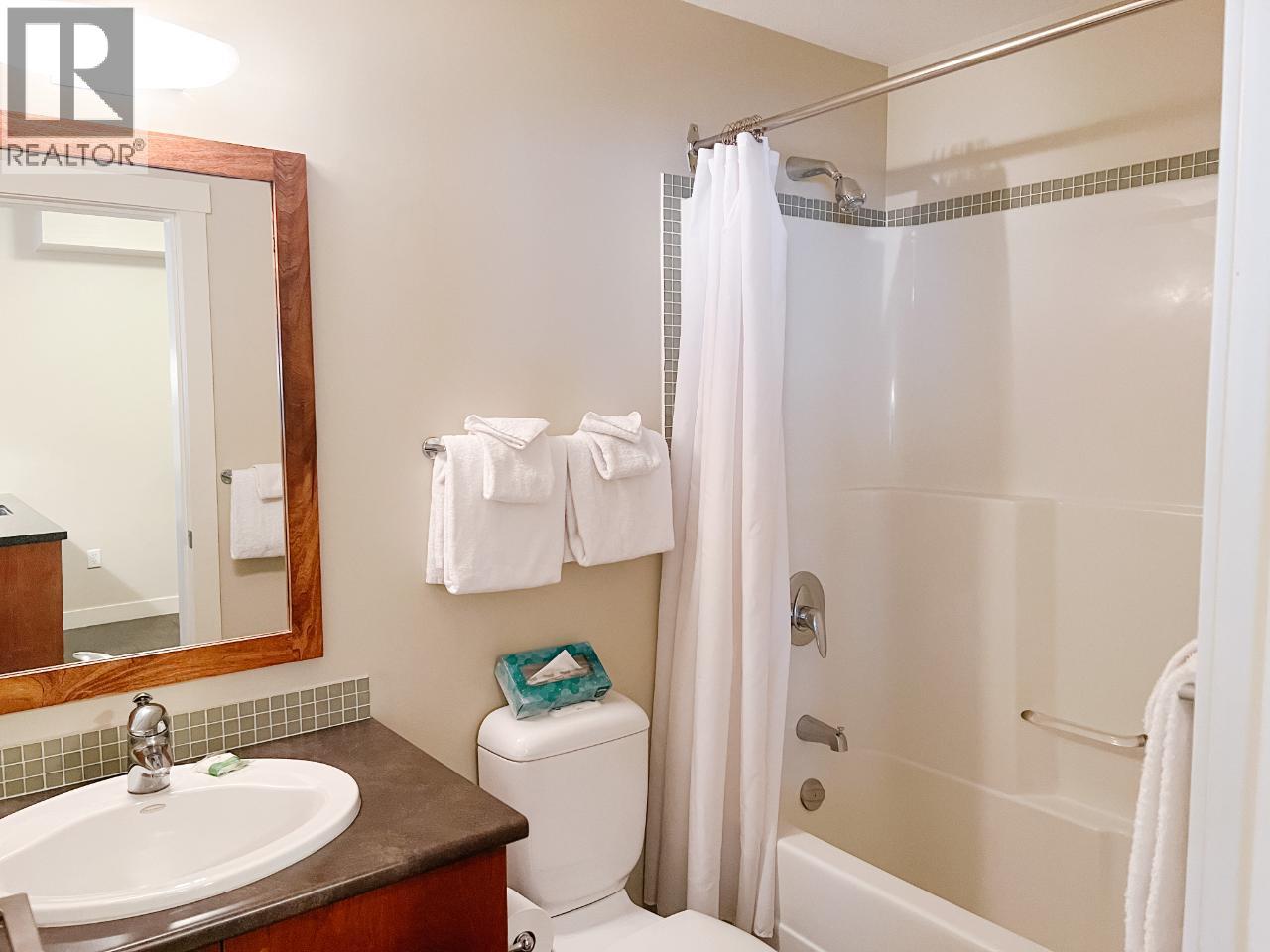 2049 Summit Drive Unit# 115d, Panorama, British Columbia  V0A 1T0 - Photo 14 - 10400056