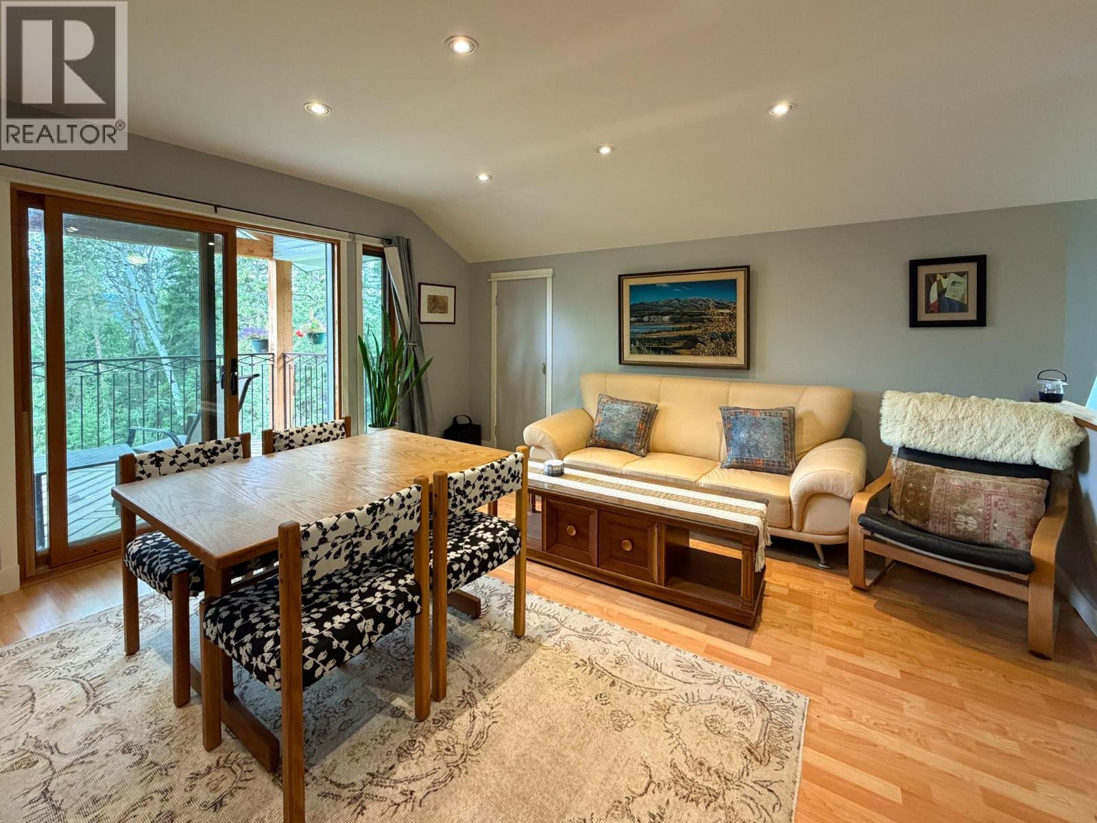 2529 95 Highway, Brisco, British Columbia  V0A 1B0 - Photo 29 - 10400401