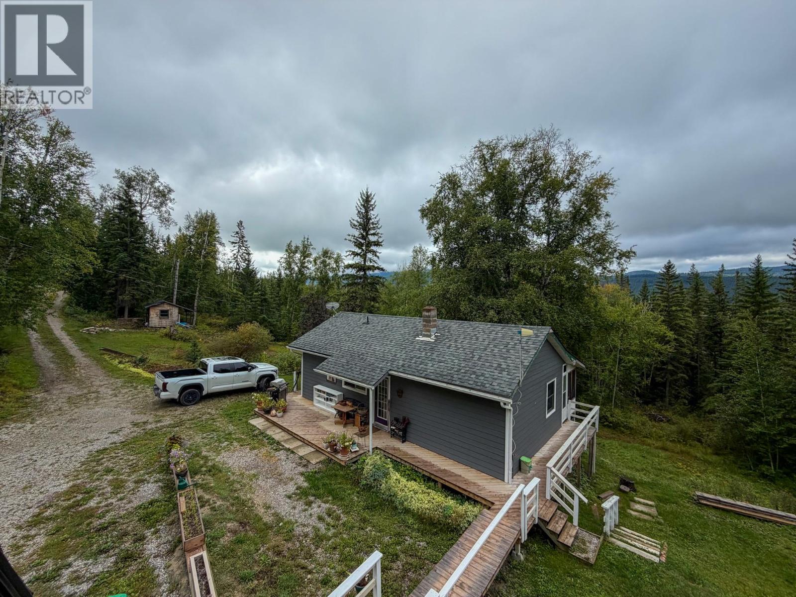 2529 95 Highway, Brisco, British Columbia  V0A 1B0 - Photo 41 - 10400401