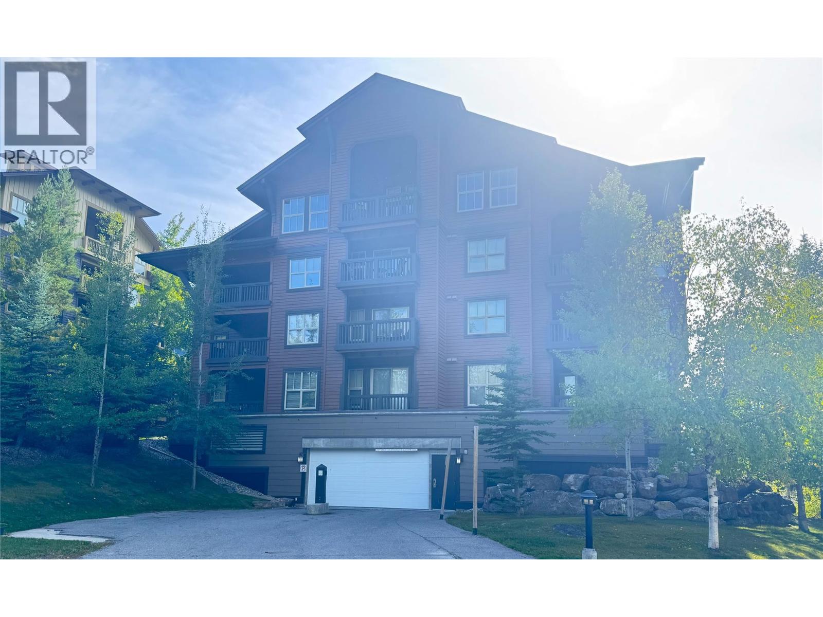 2064 Summit Drive Unit# 211, Panorama, British Columbia  V0A 1T0 - Photo 34 - 10398879