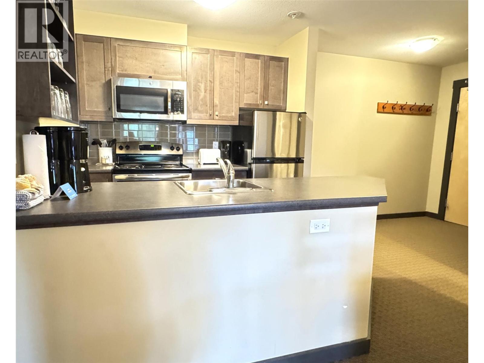 2064 Summit Drive Unit# 211, Panorama, British Columbia  V0A 1T0 - Photo 5 - 10398879