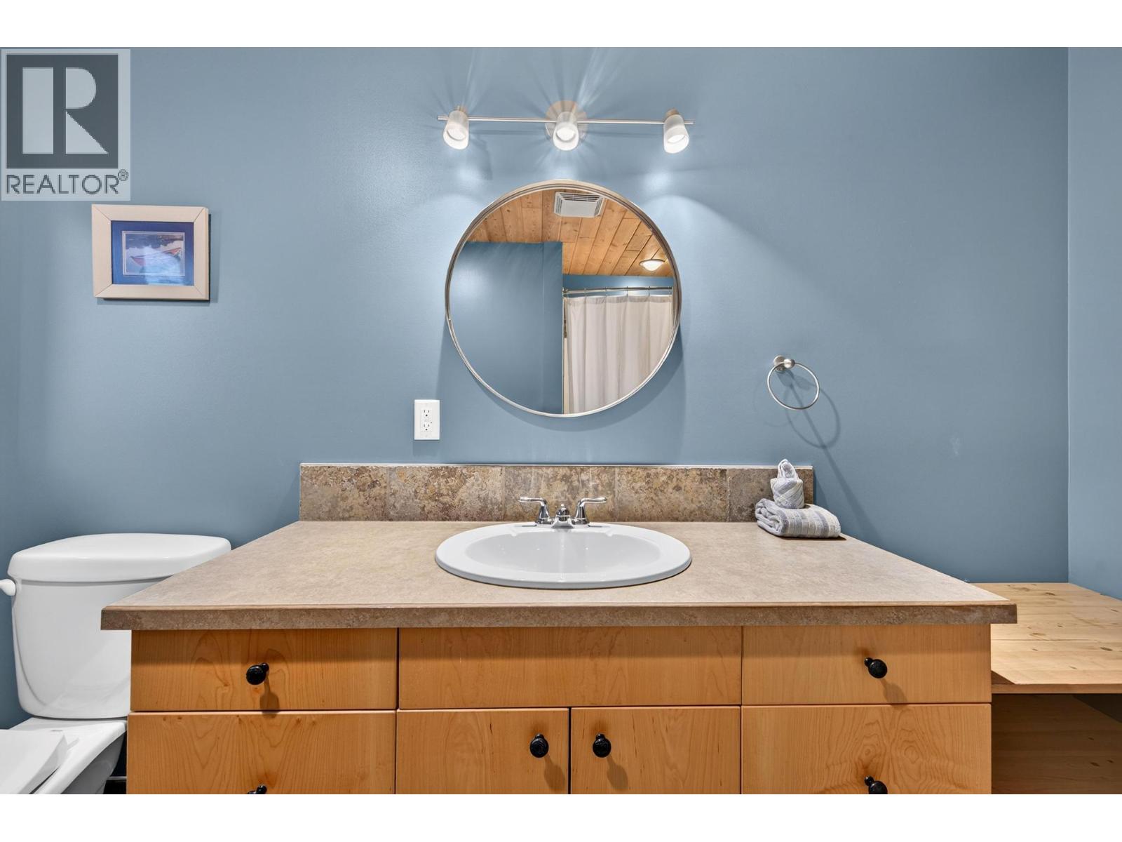 502 10th Street S, Golden, British Columbia  V0A 1H0 - Photo 40 - 10400187