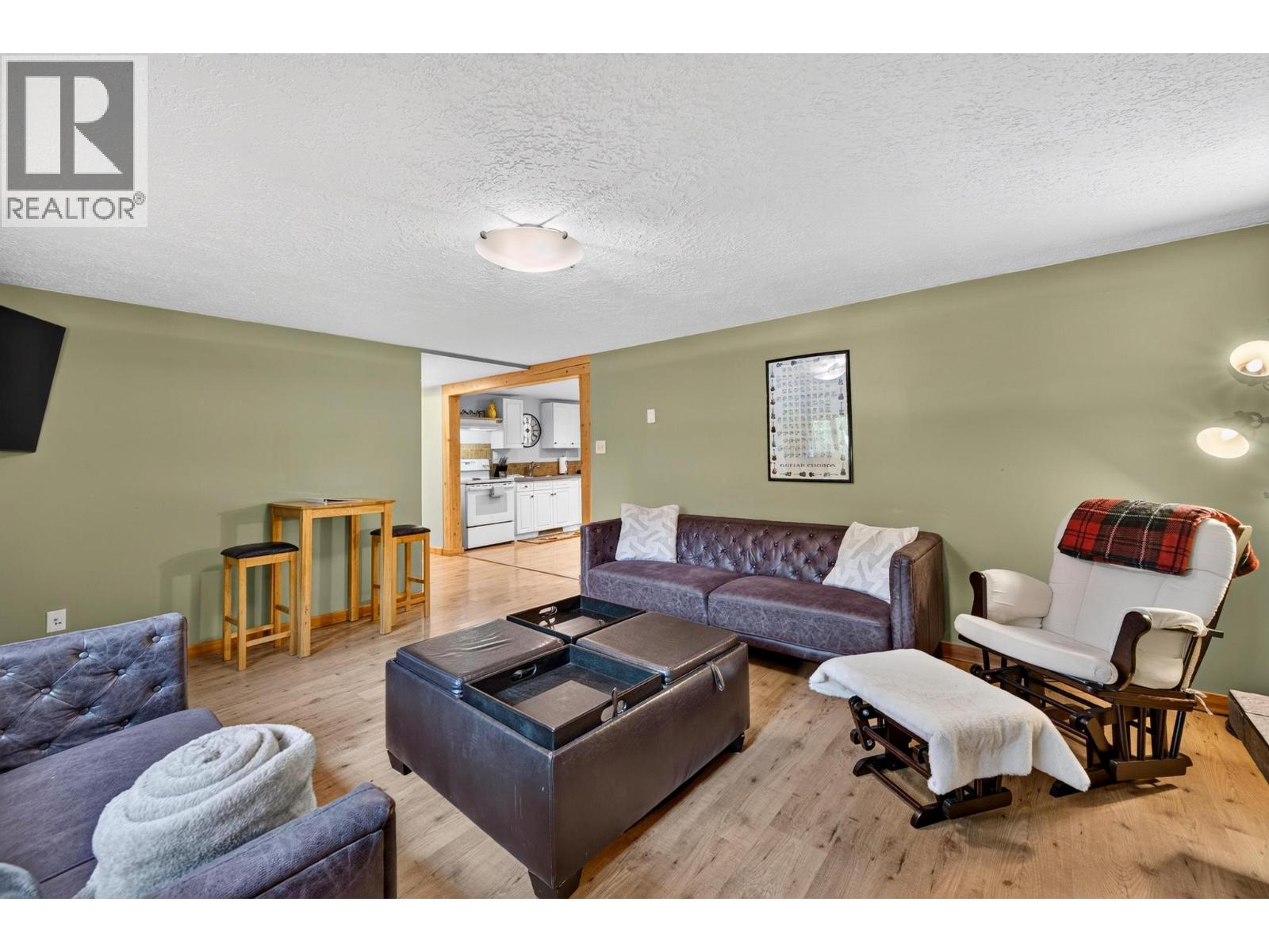 502 10th Street S, Golden, British Columbia  V0A 1H0 - Photo 64 - 10400187
