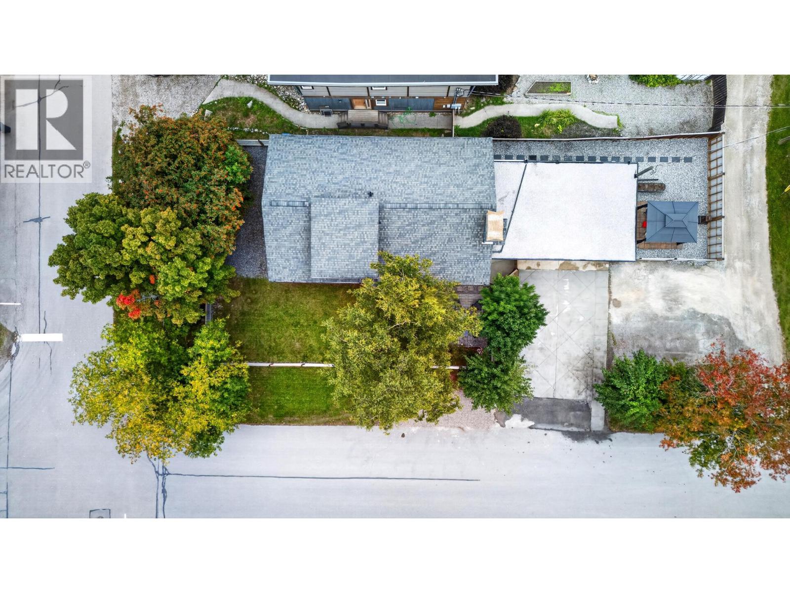 502 10th Street S, Golden, British Columbia  V0A 1H0 - Photo 68 - 10400187