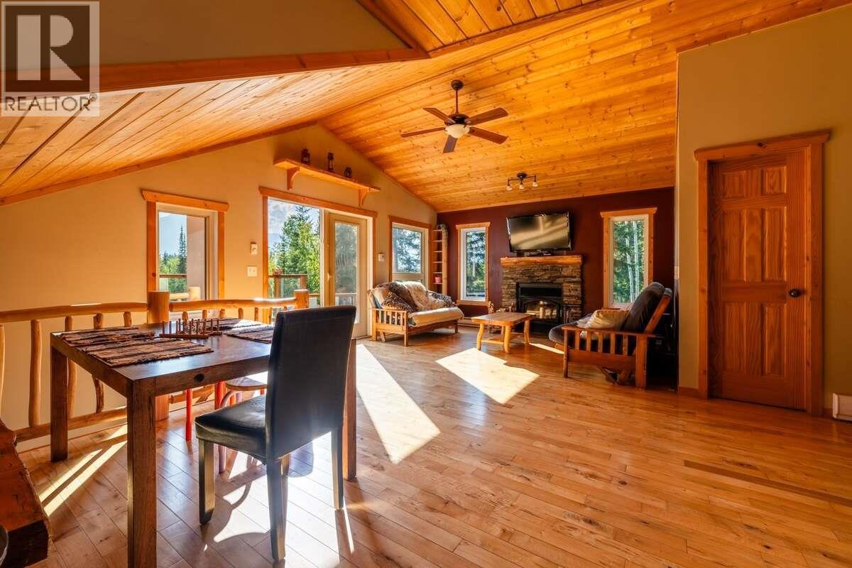 1629 Adolph Johnson Road, Golden, British Columbia  V0A 1H1 - Photo 13 - 10400835