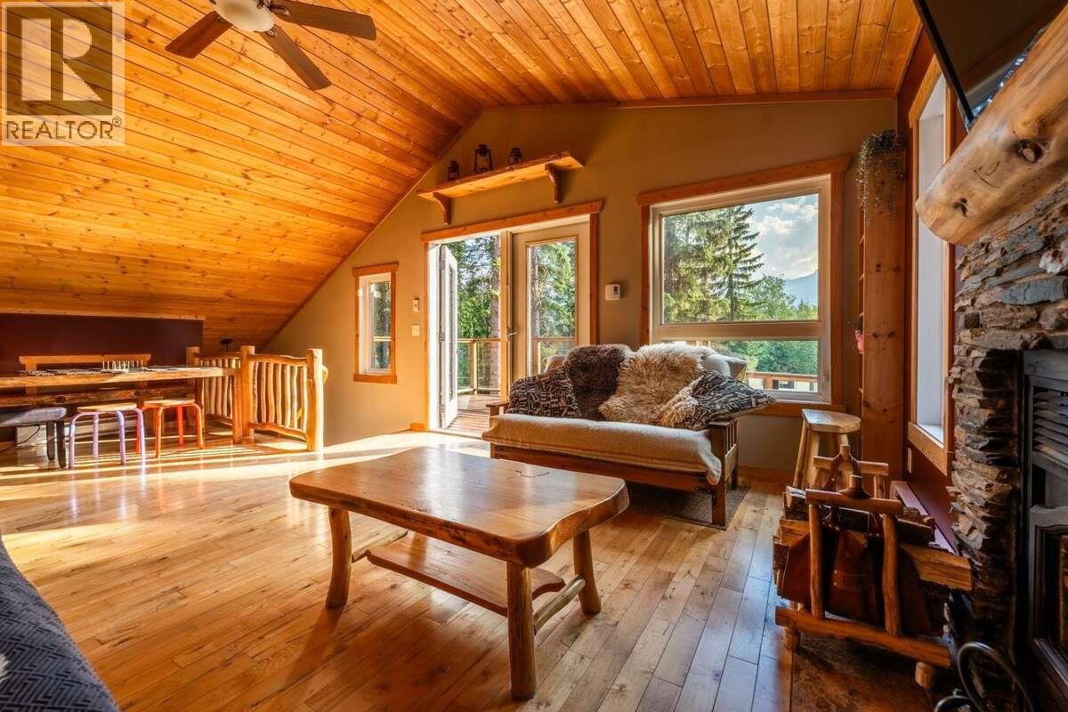 1629 Adolph Johnson Road, Golden, British Columbia  V0A 1H1 - Photo 14 - 10400835