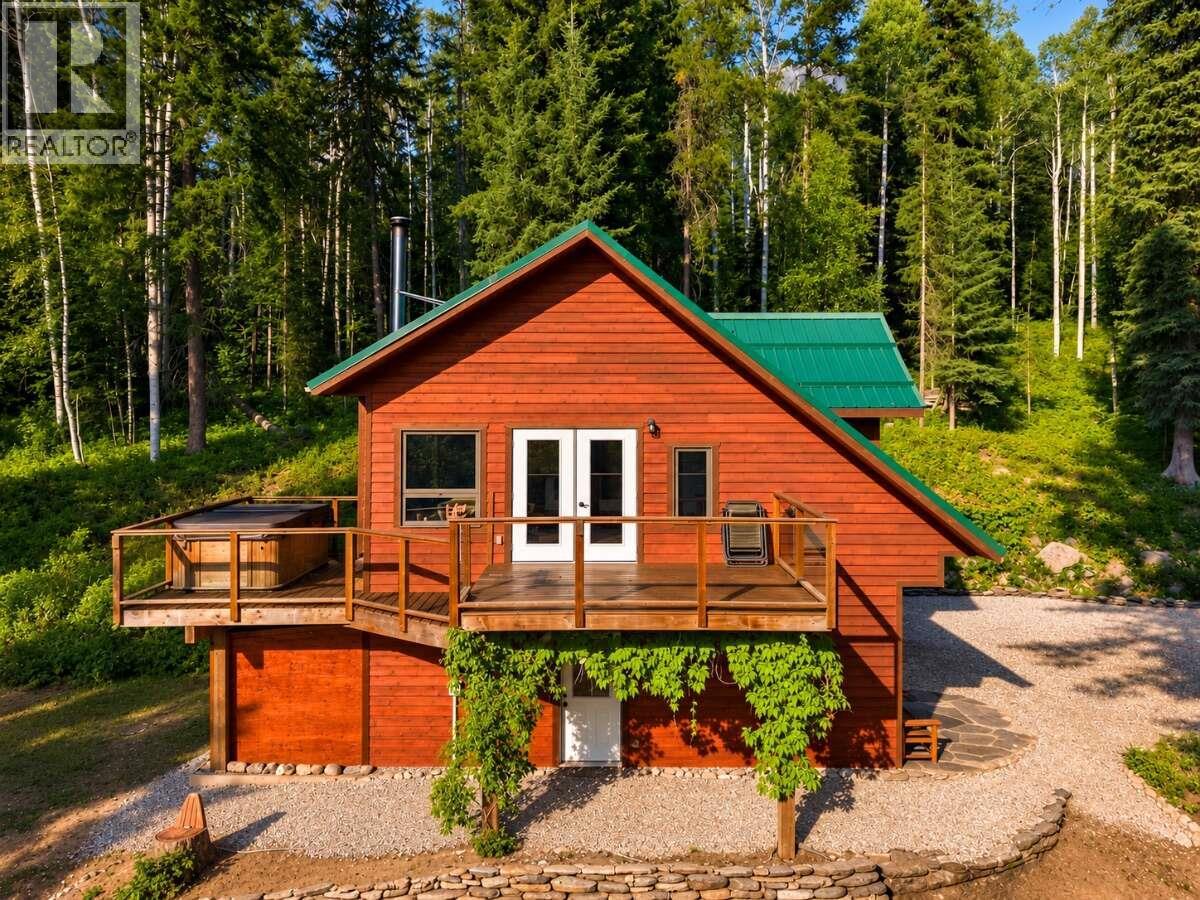 1629 Adolph Johnson Road, Golden, British Columbia  V0A 1H1 - Photo 5 - 10400835
