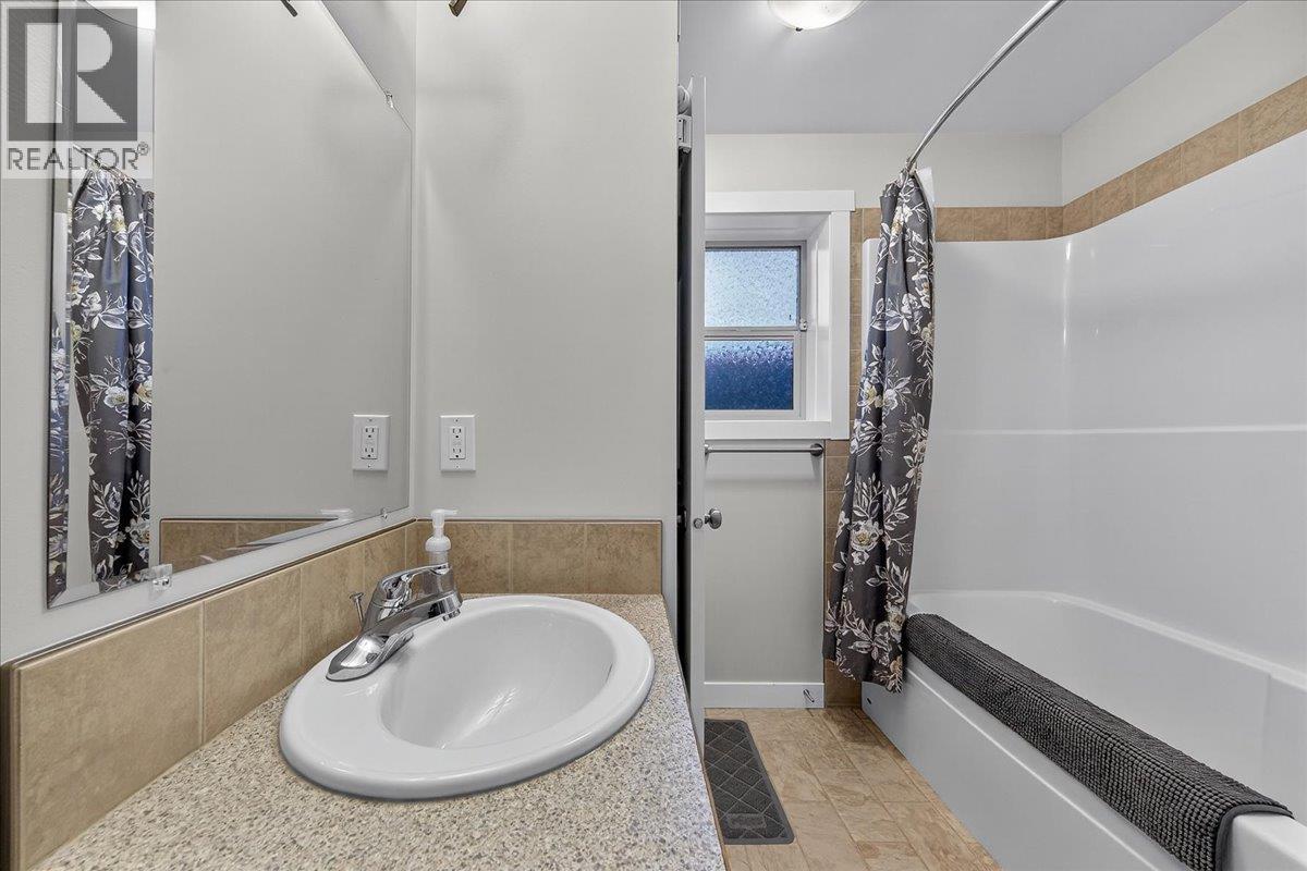 989 Swansea View Road Unit# 10, Windermere, British Columbia  V0A 1K3 - Photo 29 - 10400873