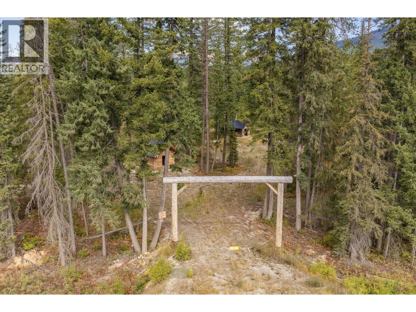 2756 Donald Road, Golden, British Columbia  V0A 1H1 - Photo 30 - 10400747