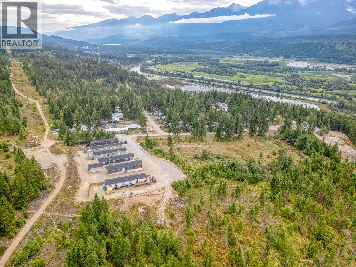 470 Reflection Lake Road, Golden, British Columbia