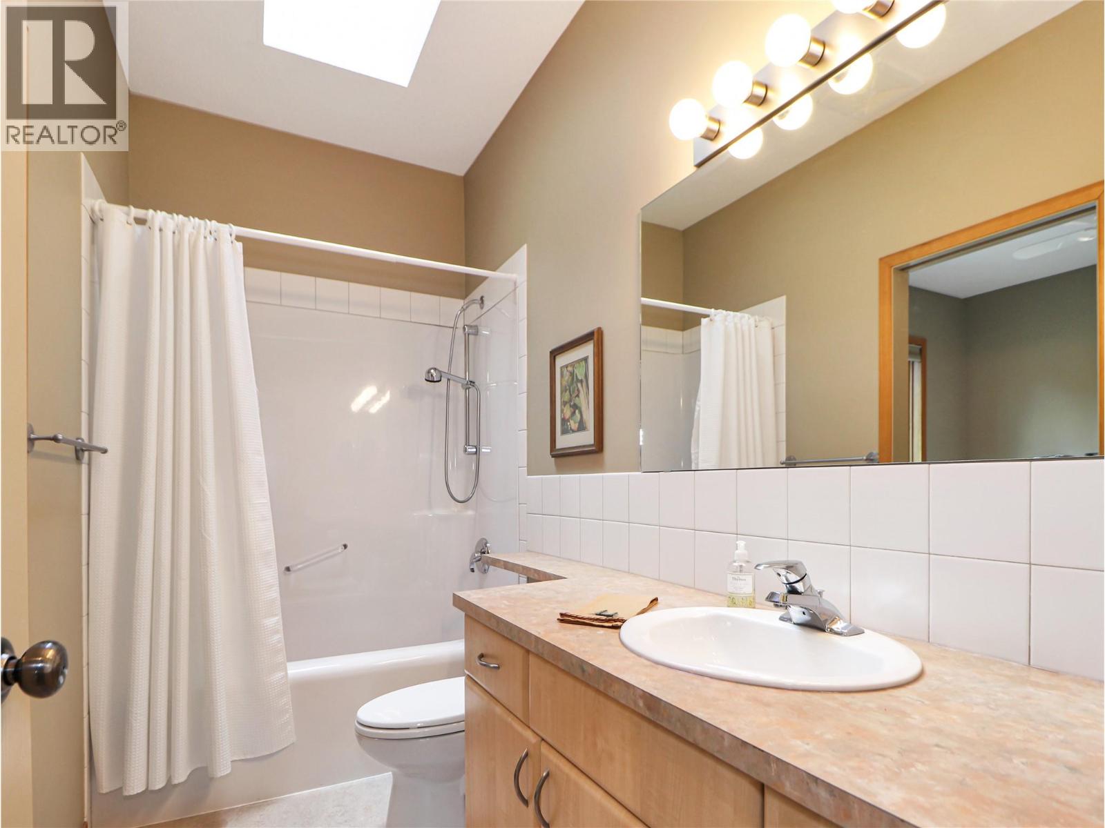 2360/2380 95 Highway, Spillimacheen, British Columbia  V0A 1P0 - Photo 19 - 10400702