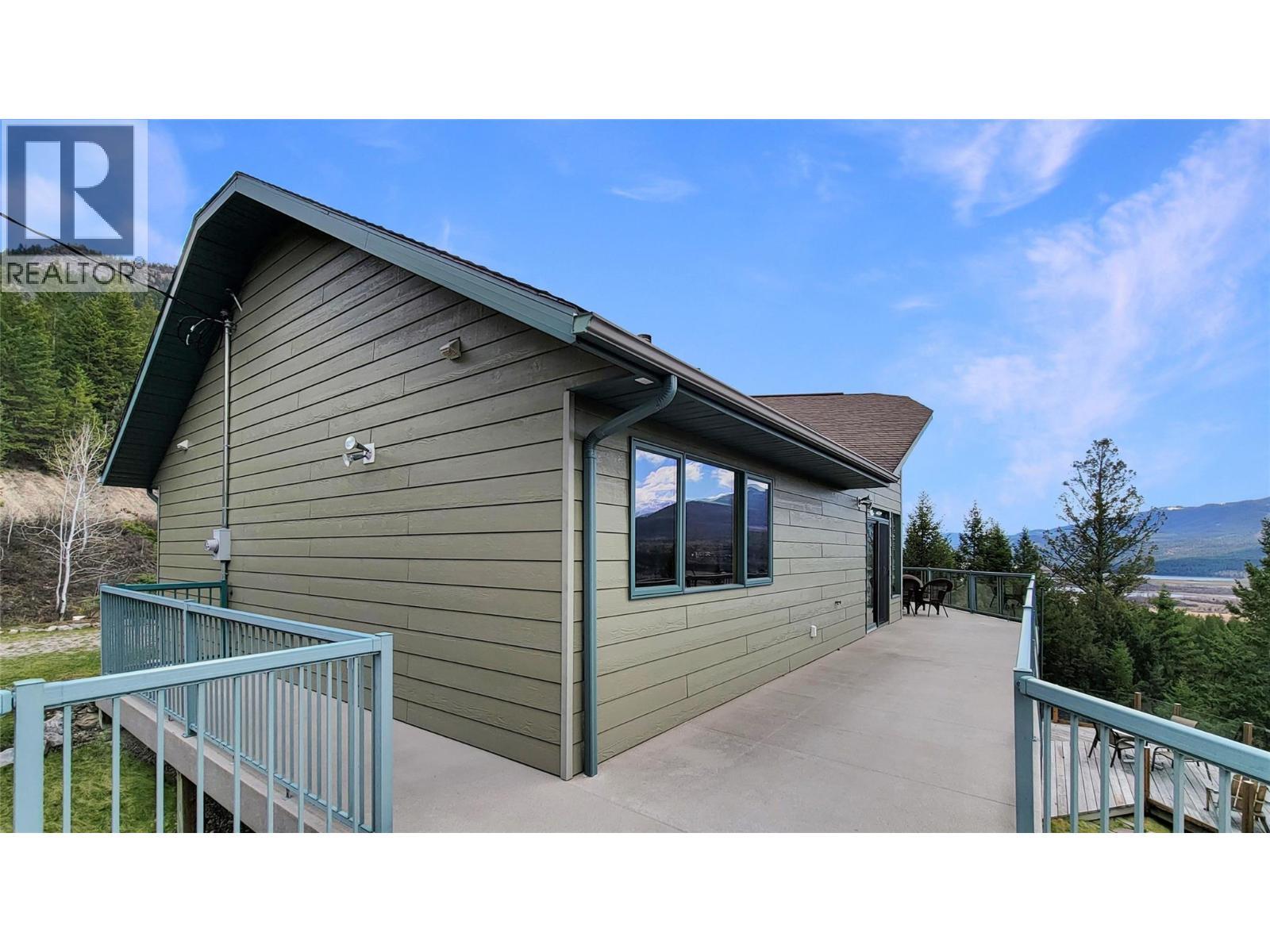 2360/2380 95 Highway, Spillimacheen, British Columbia  V0A 1P0 - Photo 41 - 10400702