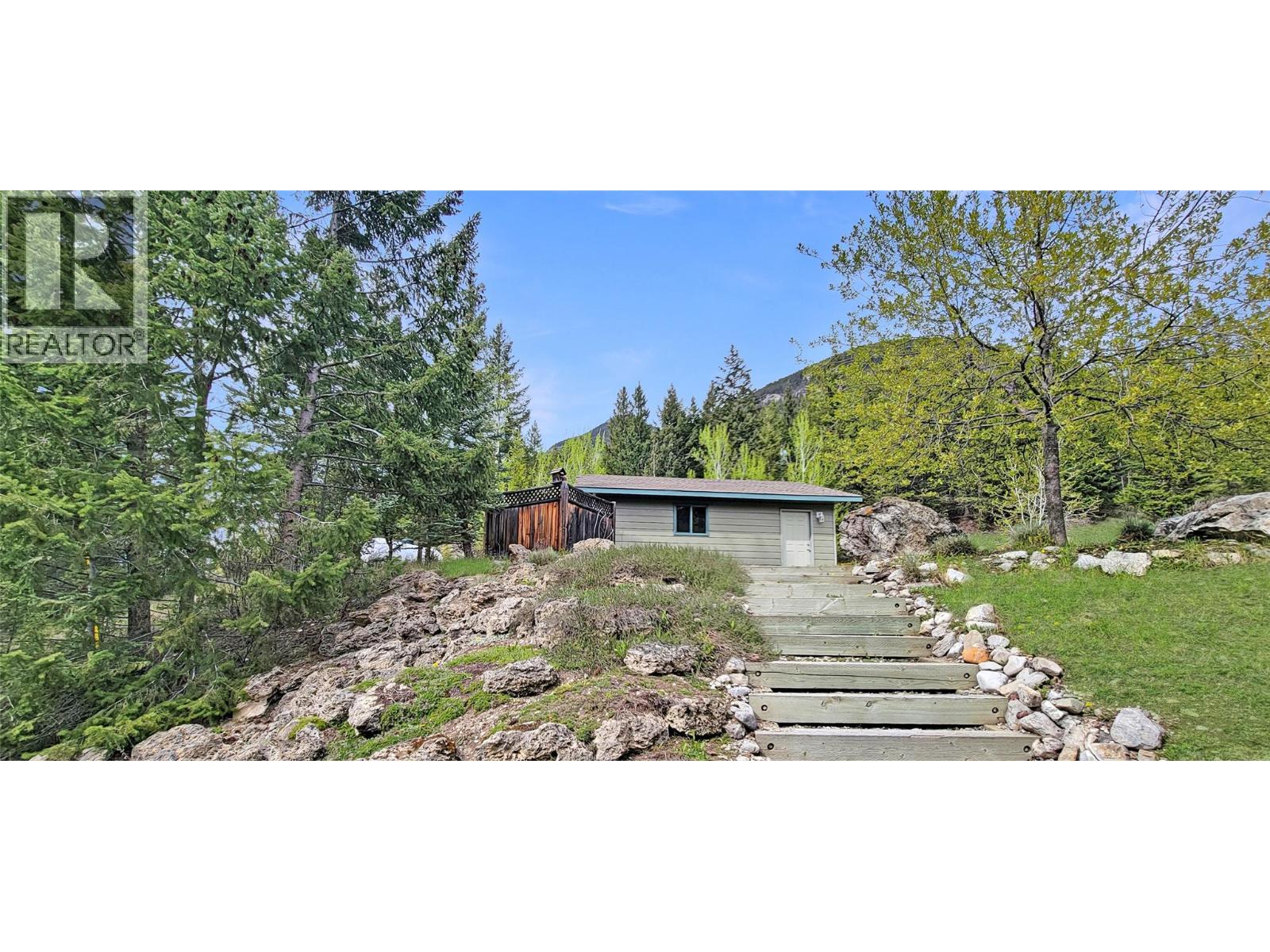 2360/2380 95 Highway, Spillimacheen, British Columbia  V0A 1P0 - Photo 48 - 10400702