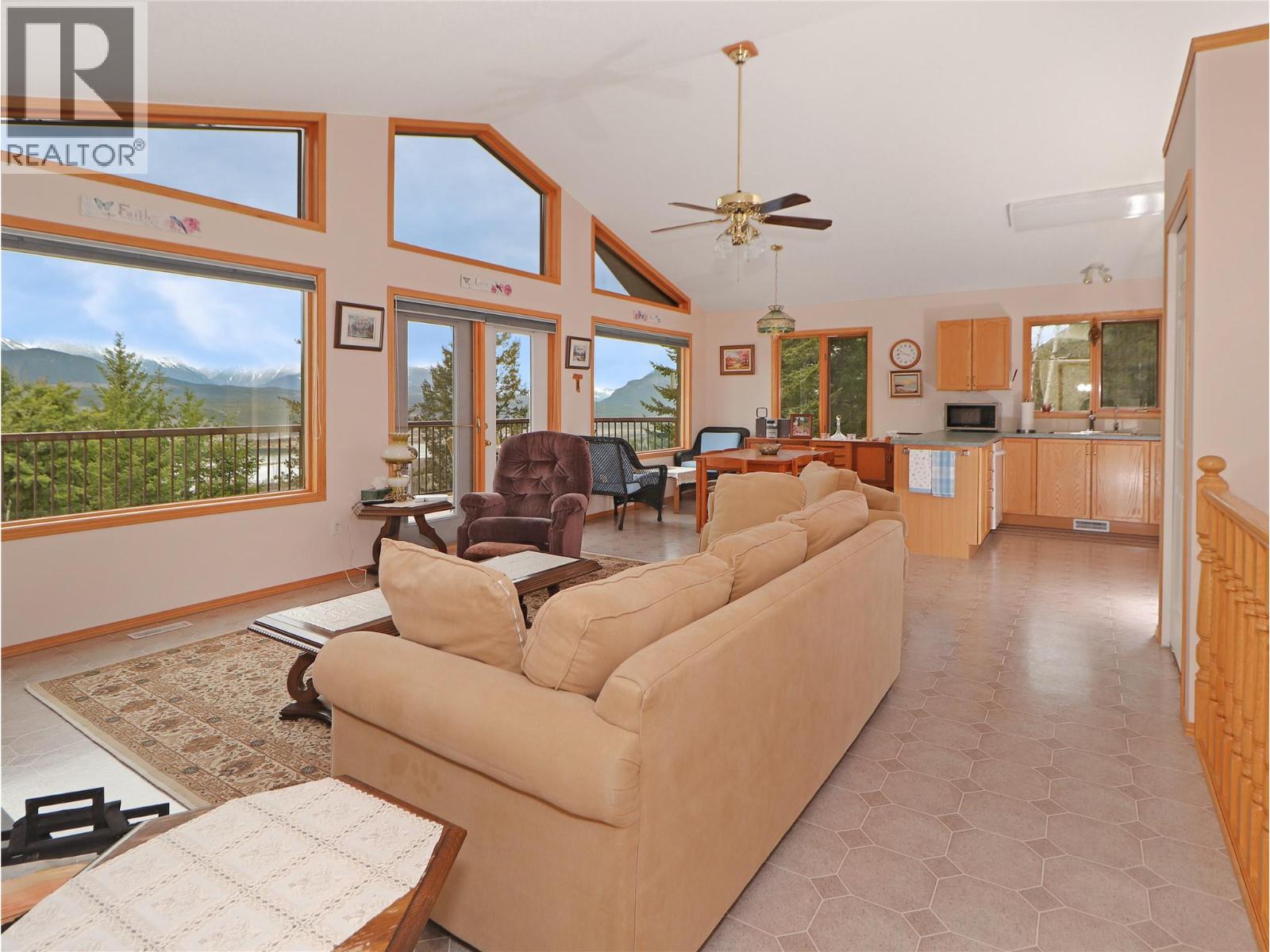 2360/2380 95 Highway, Spillimacheen, British Columbia  V0A 1P0 - Photo 65 - 10400702