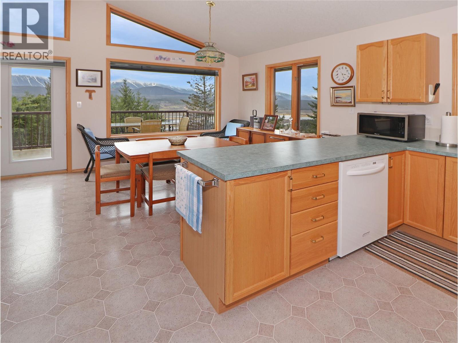 2360/2380 95 Highway, Spillimacheen, British Columbia  V0A 1P0 - Photo 69 - 10400702