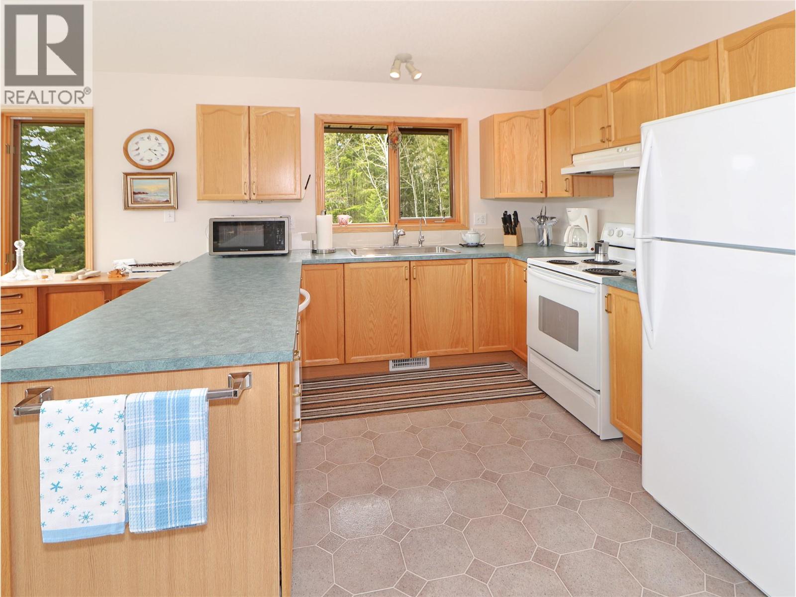 2360/2380 95 Highway, Spillimacheen, British Columbia  V0A 1P0 - Photo 70 - 10400702