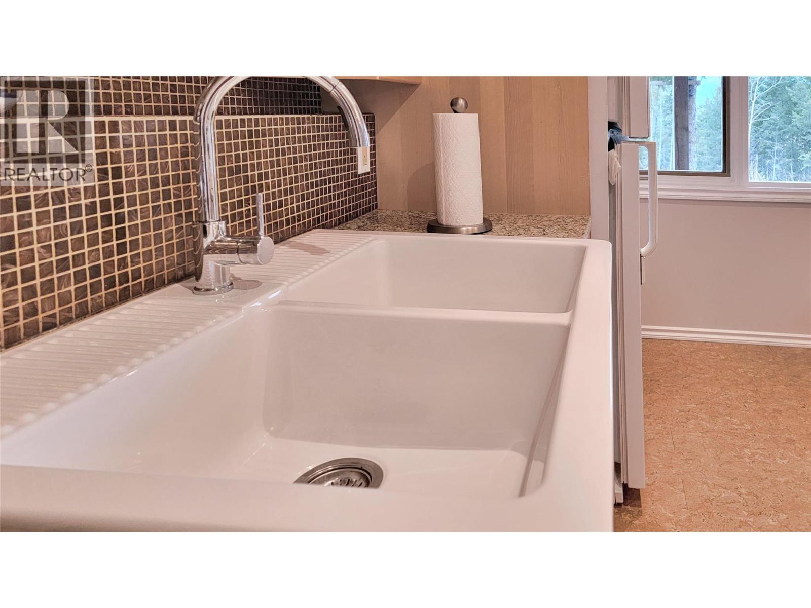2360/2380 95 Highway, Spillimacheen, British Columbia  V0A 1P0 - Photo 82 - 10400702