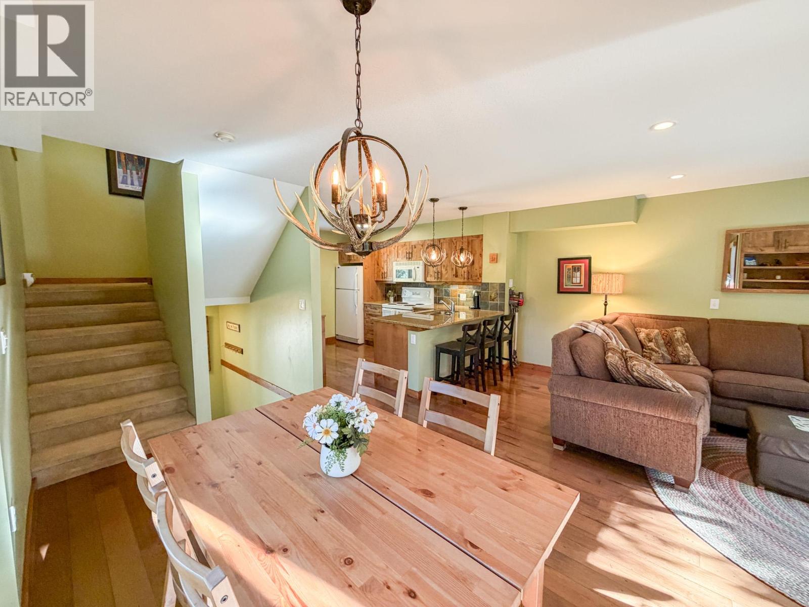 2025 Greywolf Drive Unit# 1, Panorama, British Columbia  V0A 1T0 - Photo 13 - 10401243