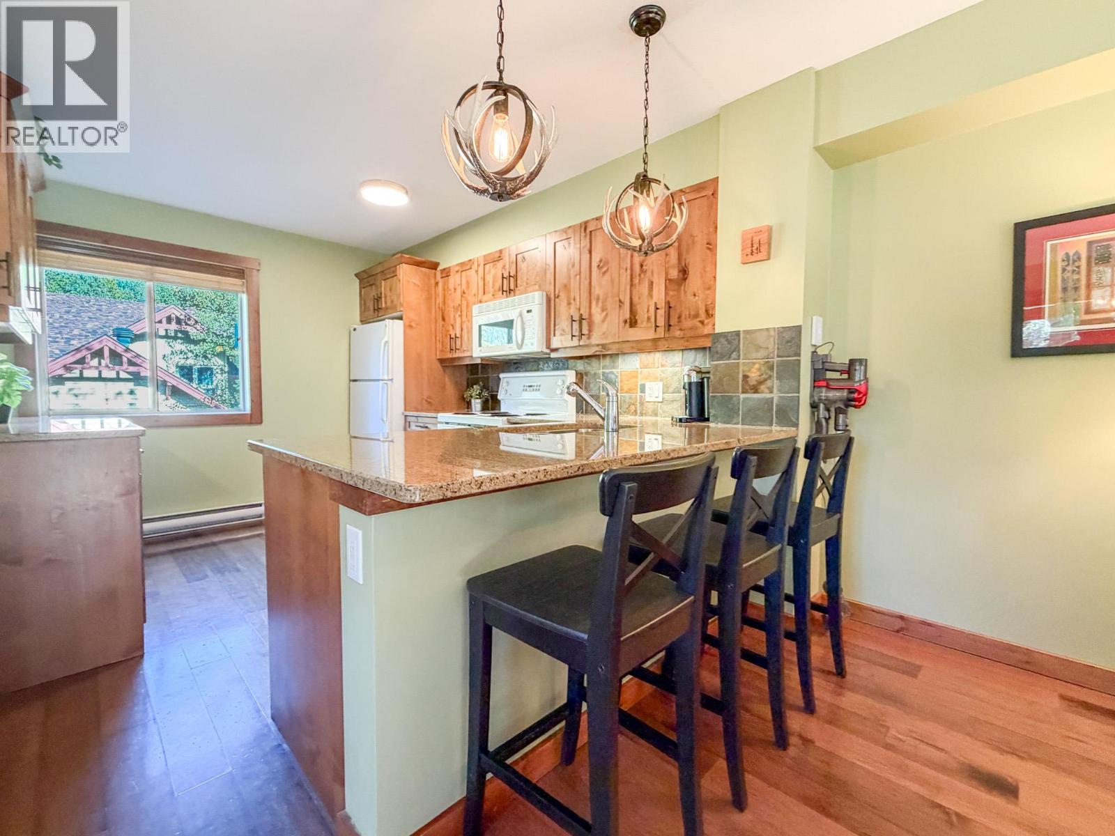 2025 Greywolf Drive Unit# 1, Panorama, British Columbia  V0A 1T0 - Photo 18 - 10401243