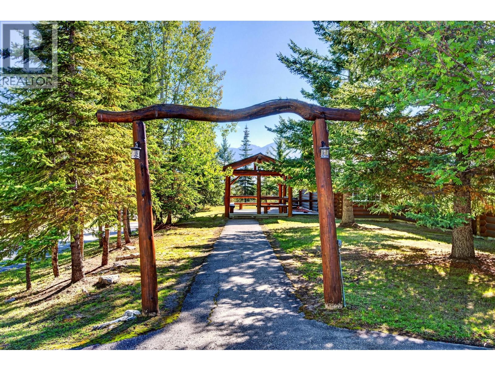 1509 Lafontaine Road, Golden, British Columbia  V0A 1H3 - Photo 39 - 10401345