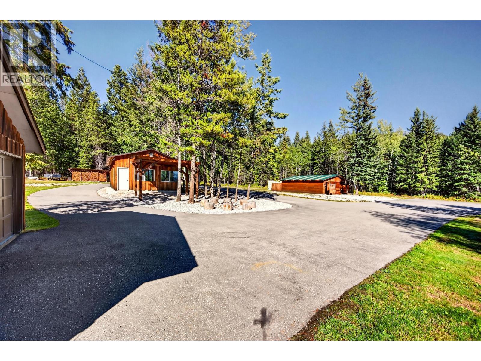 1509 Lafontaine Road, Golden, British Columbia  V0A 1H3 - Photo 50 - 10401395
