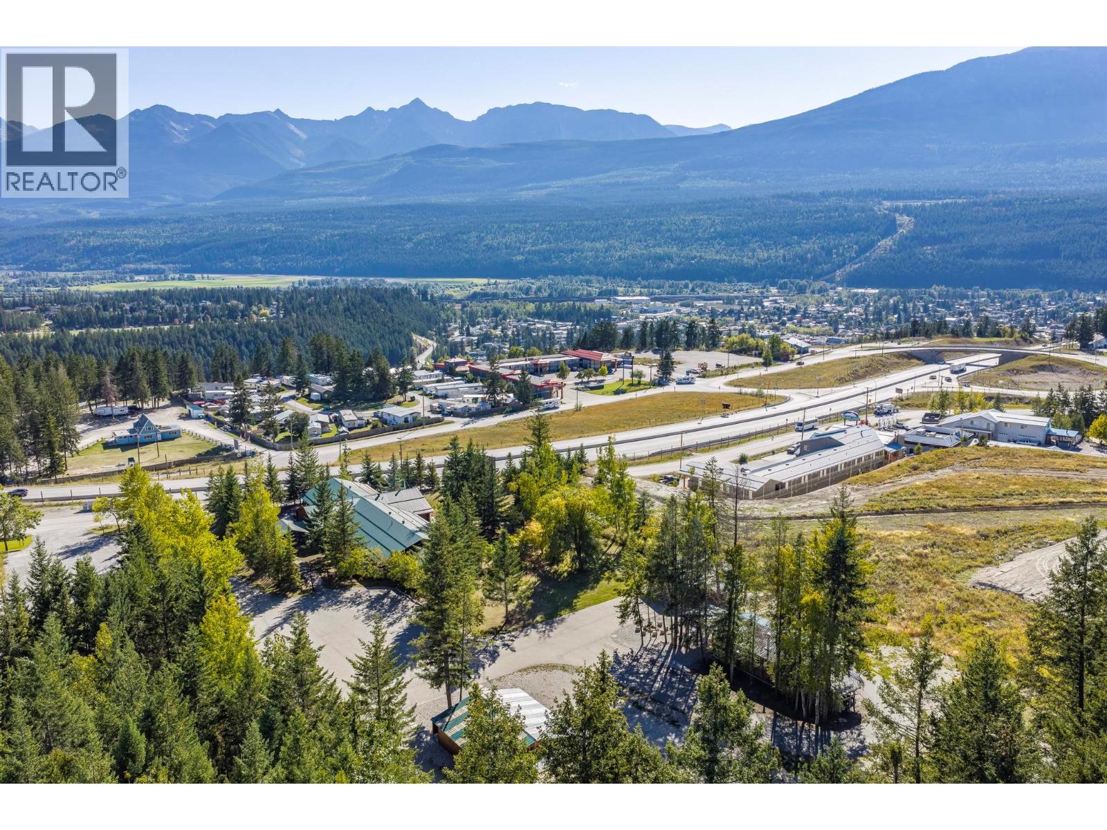 1509 Lafontaine Road, Golden, British Columbia  V0A 1H3 - Photo 57 - 10401395