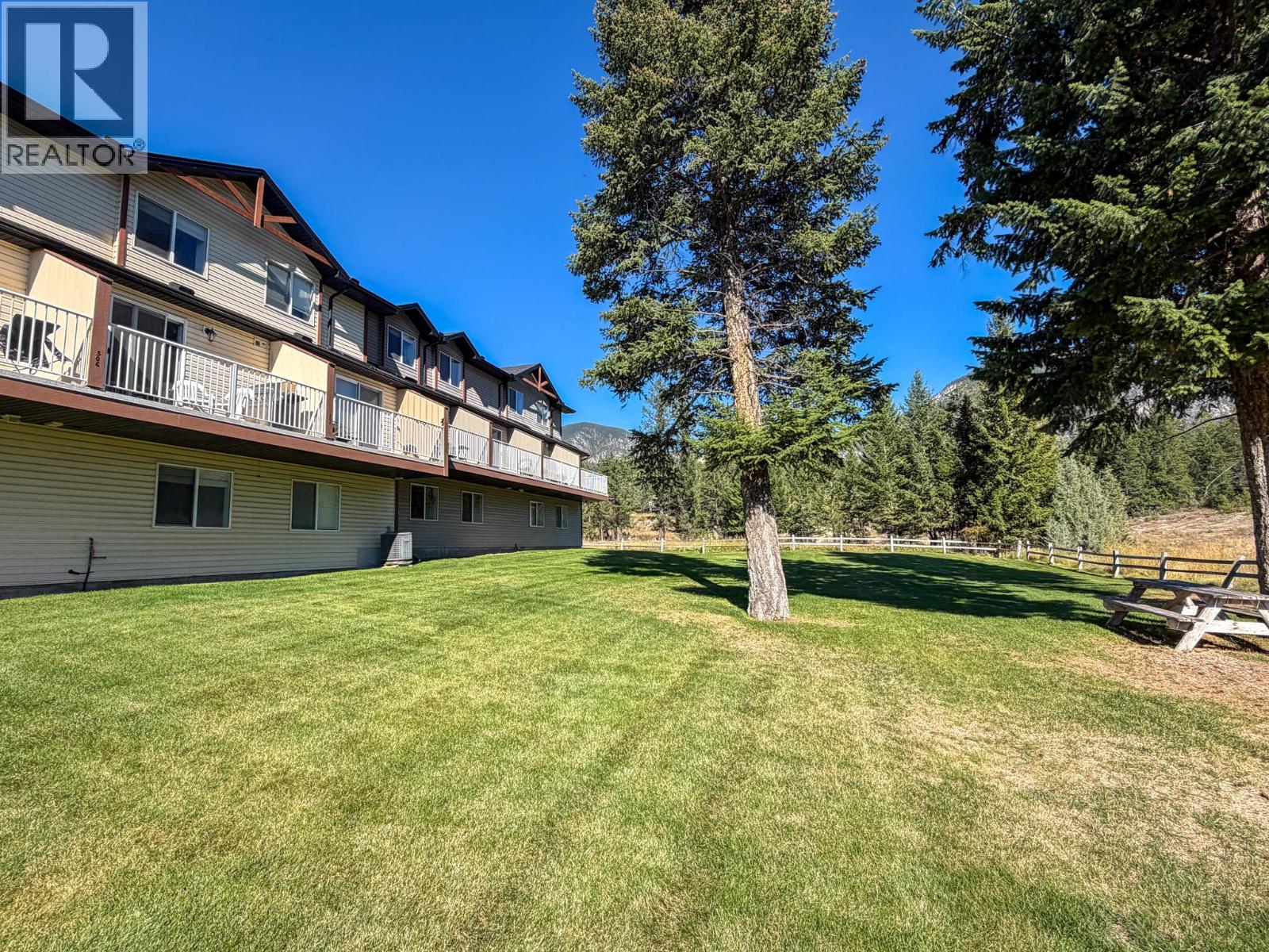 200 Black Forest Trail Unit# 504, Invermere, British Columbia  V0A 1K2 - Photo 6 - 10401464