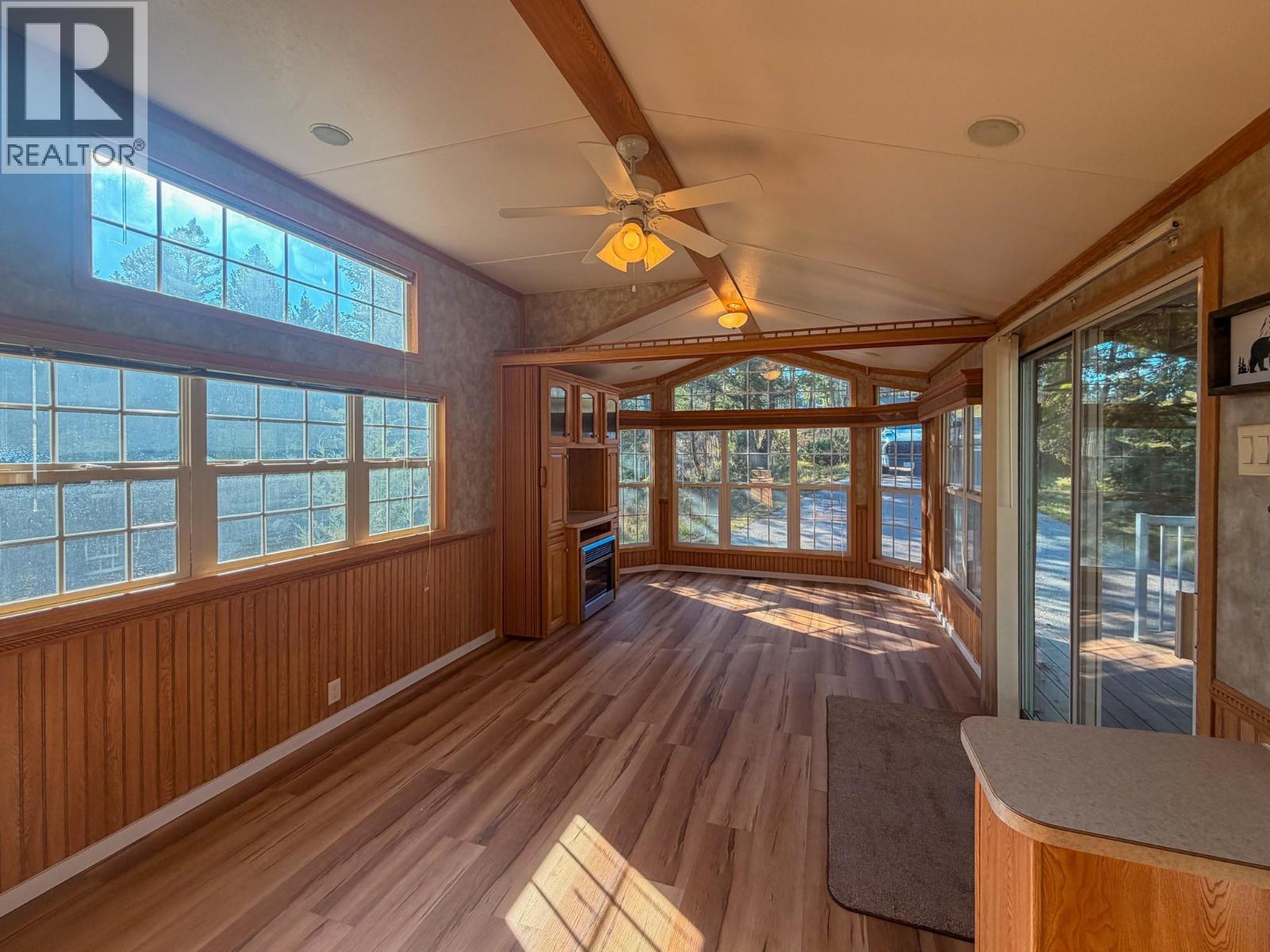 4906 Lynx Drive, Radium Hot Springs, British Columbia  V0A 1M0 - Photo 9 - 10401569