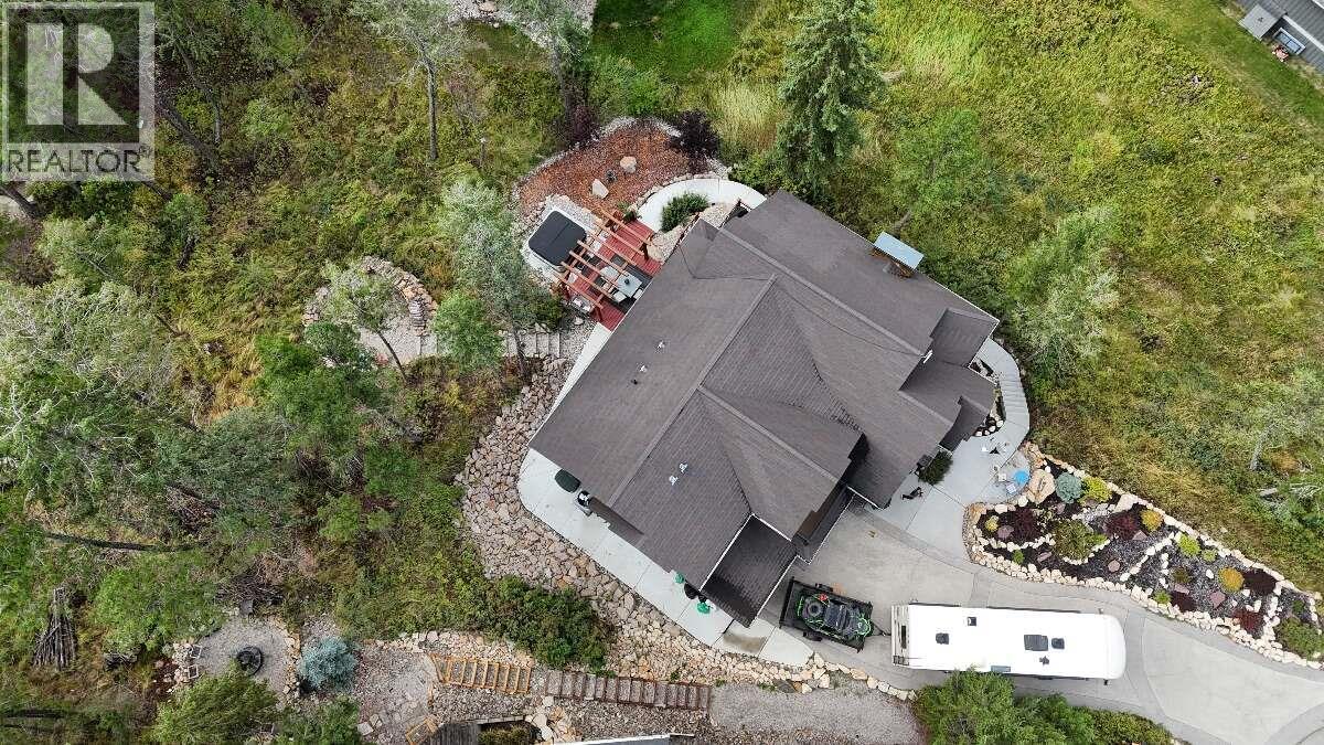 2577 Sandstone Circle, Invermere, British Columbia  V0A 1K6 - Photo 8 - 10401893