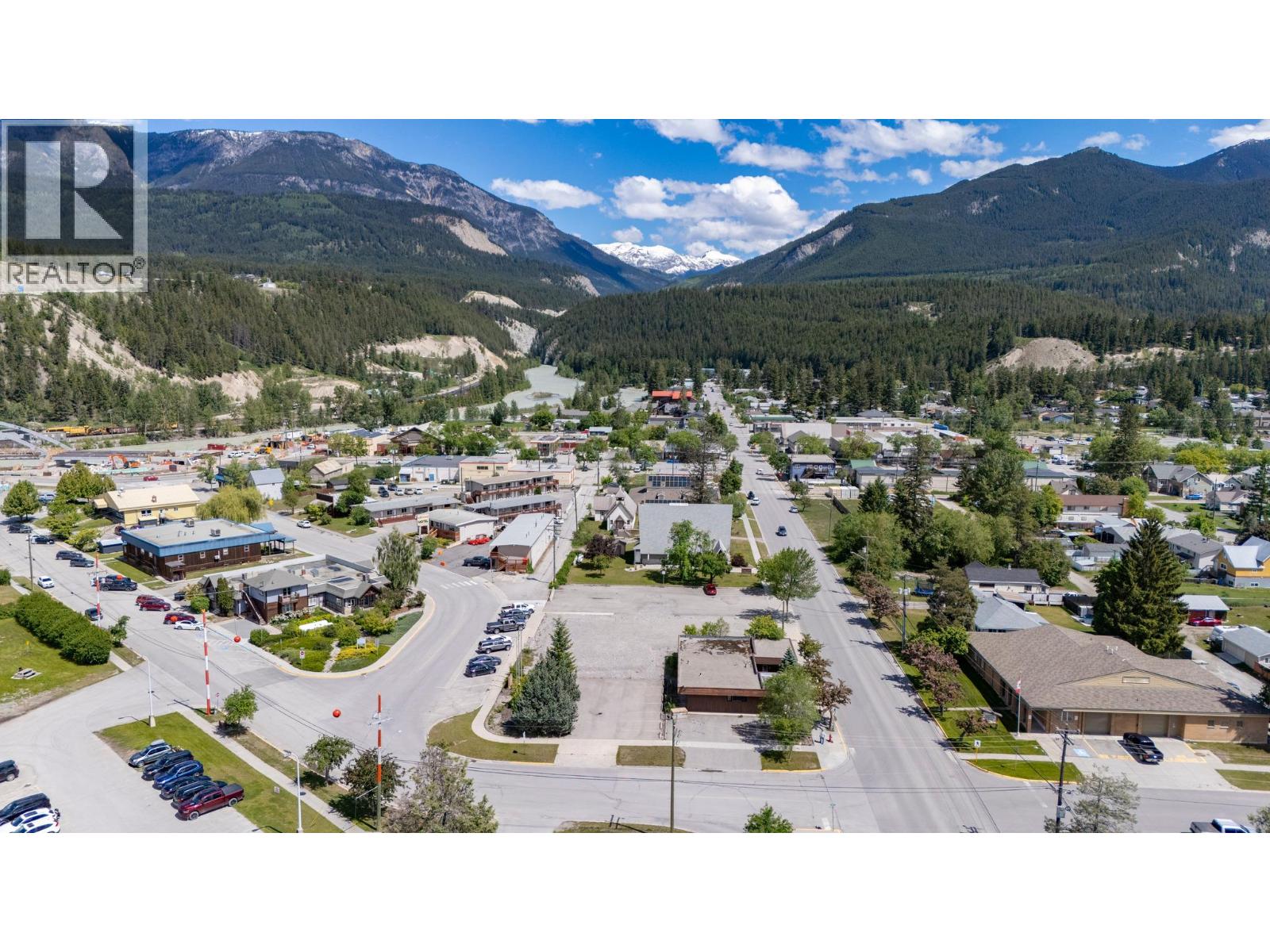 837 Park Drive, Golden, British Columbia  V0A 1H0 - Photo 25 - 10401903
