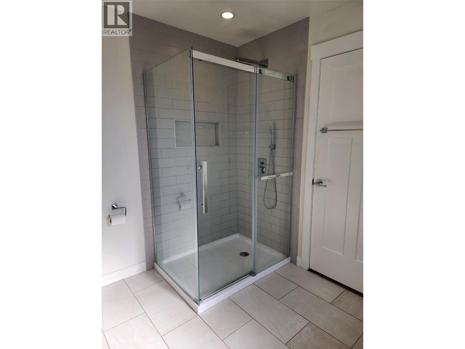 765 Kpokl Road, Invermere, British Columbia  V0A 1K4 - Photo 25 - 10401849
