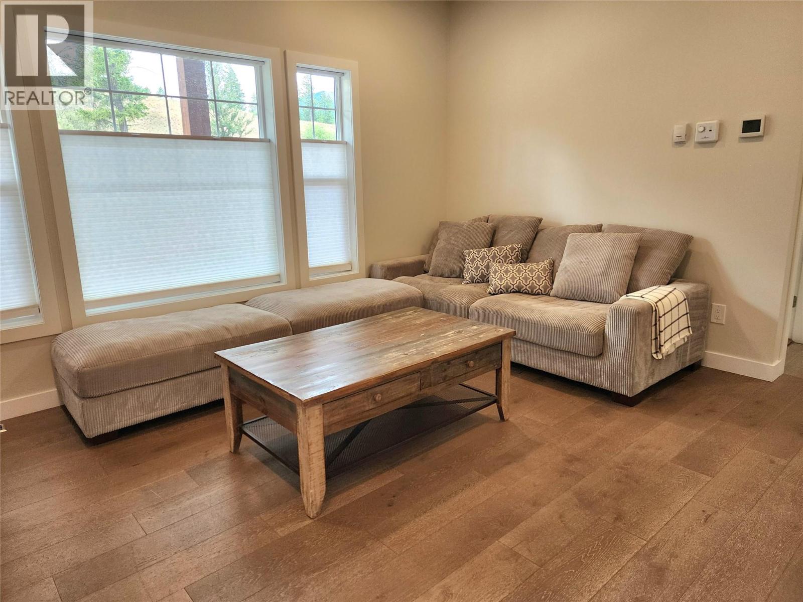 765 Kpokl Road, Invermere, British Columbia  V0A 1K4 - Photo 8 - 10401849