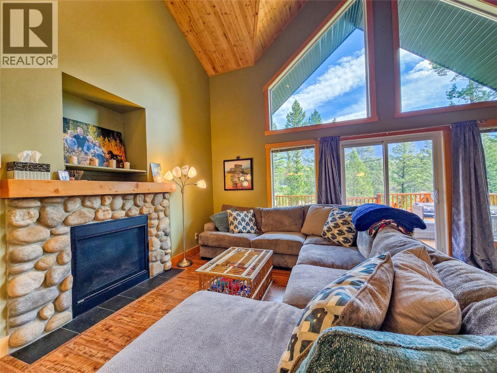 4868 Riverview Drive Unit# 81, Edgewater, British Columbia  V0A 1E0 - Photo 14 - 10401483